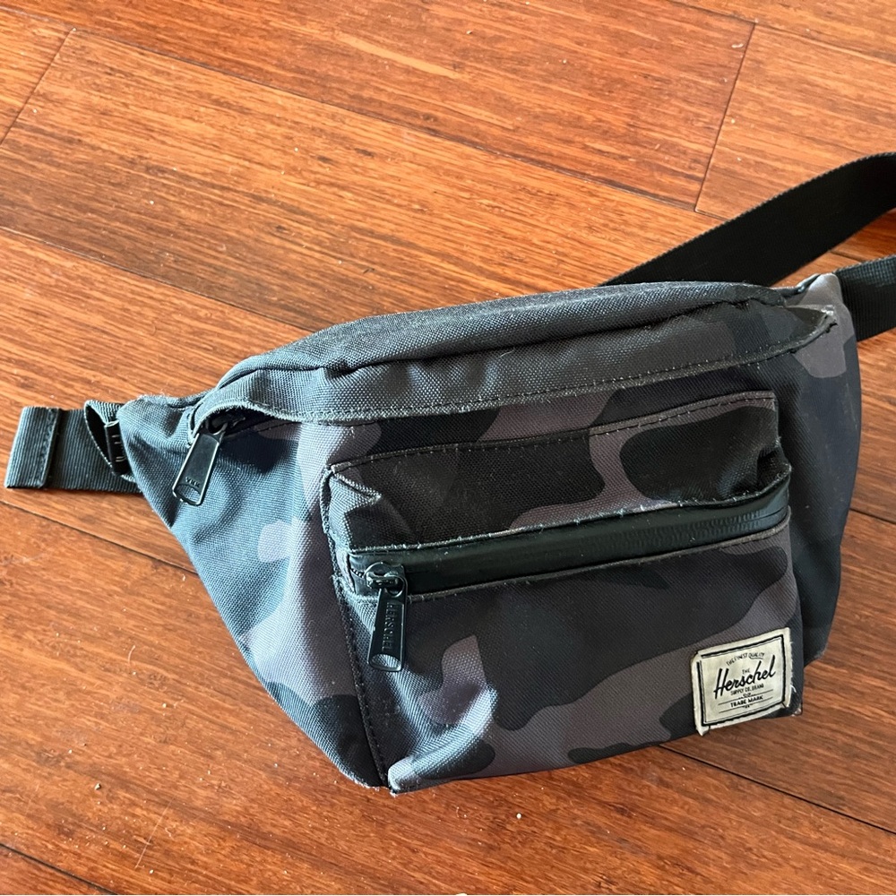 Herschel Supply Company Black Camo Belt Bag